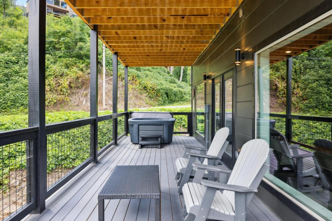 Sunset Chalet Cabin Gatlinburg Exterior photo